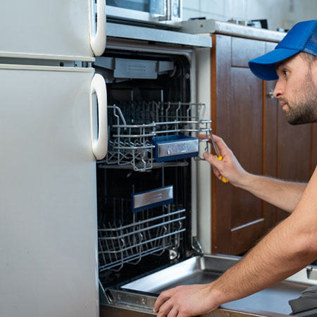 Calabasas-Appliance-Repair-Men-image_03